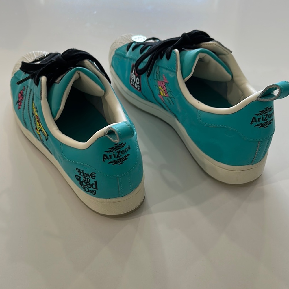 Limited edition Adidas superstar Arizona “have an iced day” - Picture 3 of 4